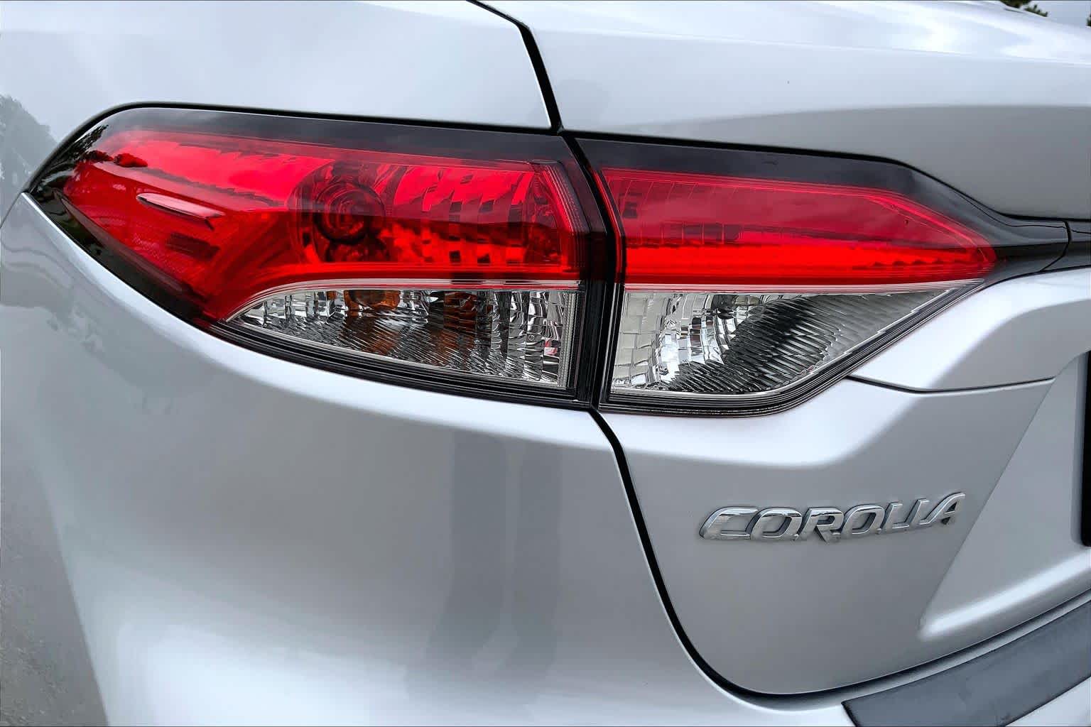 2021 Toyota Corolla Hybrid LE Classic Silver Metallic at Westside Kia