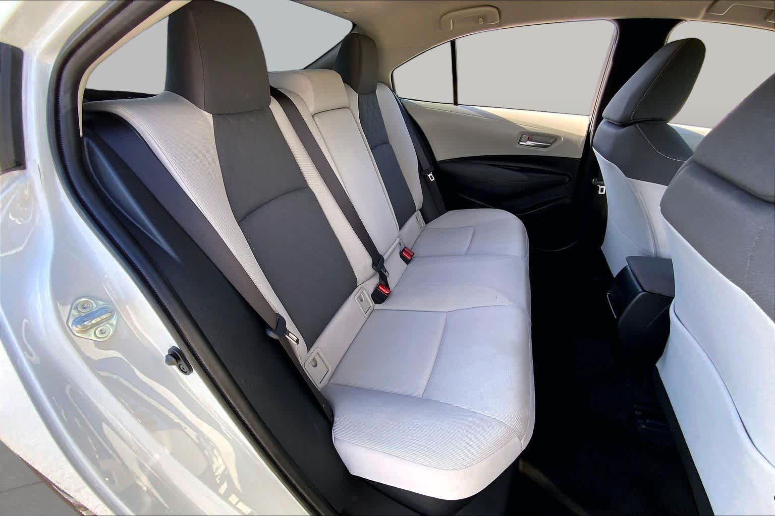 2020 Toyota Corolla Hybrid LE Super White at AutoNation USA Houston