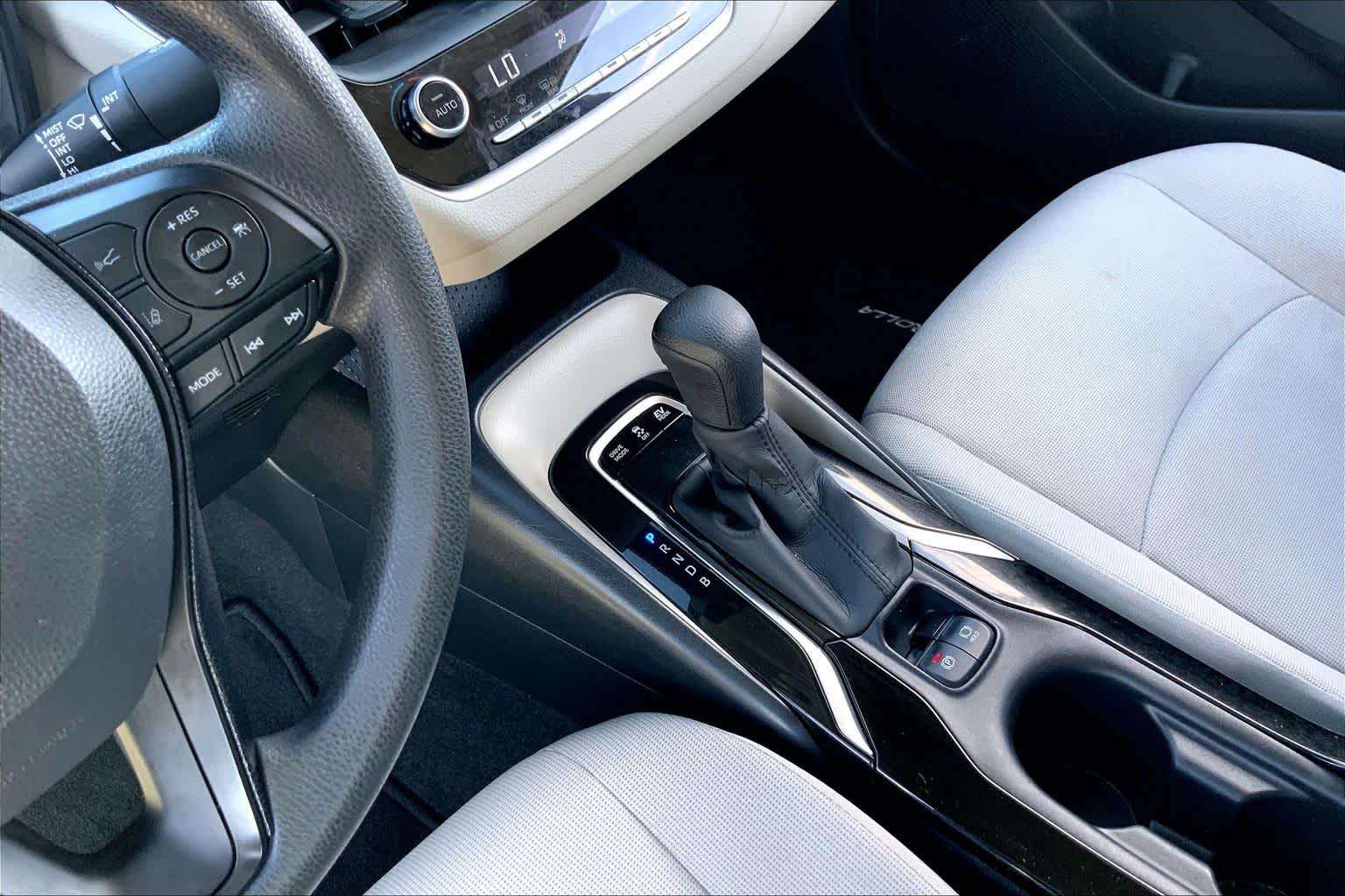 2020 Toyota Corolla Hybrid LE Super White at AutoNation USA Houston