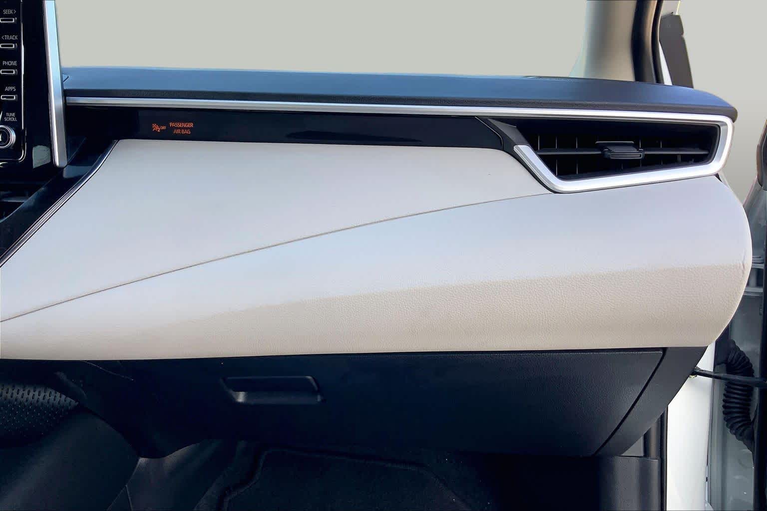 2020 Toyota Corolla Hybrid LE Super White at AutoNation USA Houston