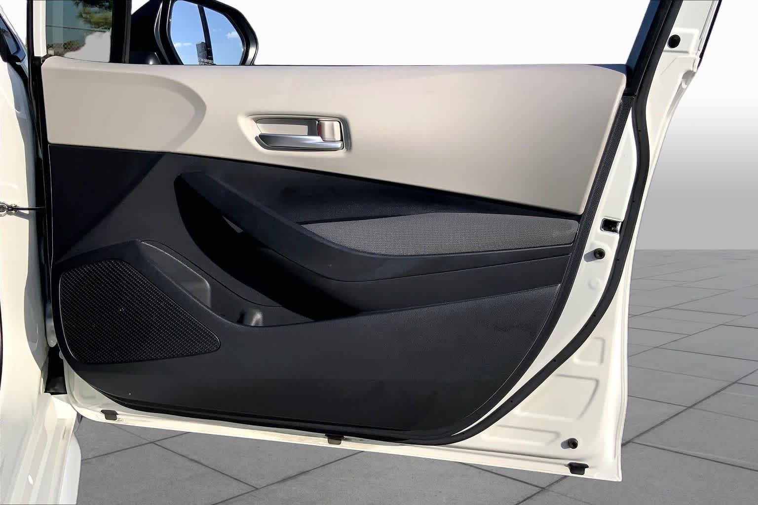 2020 Toyota Corolla Hybrid LE Super White at AutoNation USA Houston