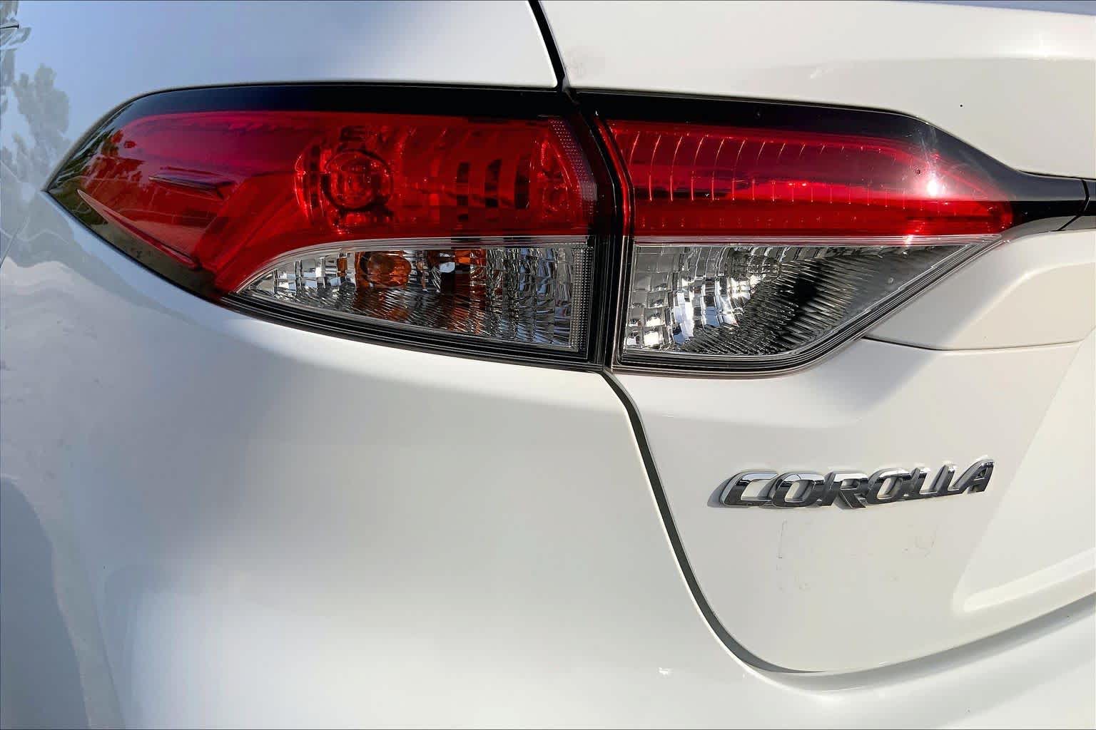 2022 Toyota Corolla LE White at Group 1 Toyota Southwest