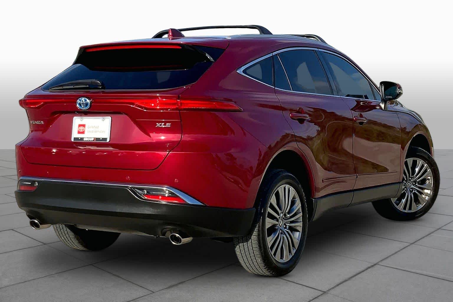 2024 Toyota Venza XLE Ruby Flare Pearl at Group 1 Toyota Southwest