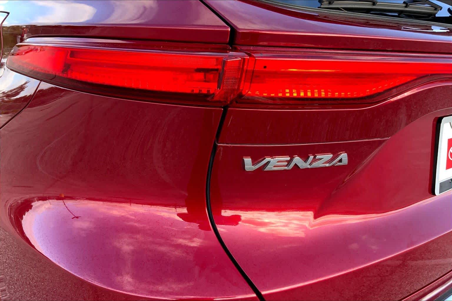 2024 Toyota Venza XLE Ruby Flare Pearl at Group 1 Toyota Southwest