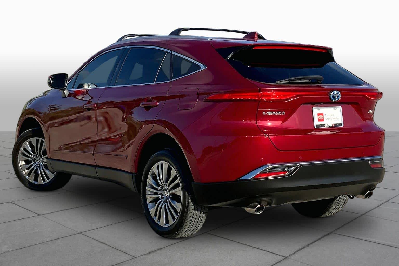 2024 Toyota Venza XLE Ruby Flare Pearl at Group 1 Toyota Southwest