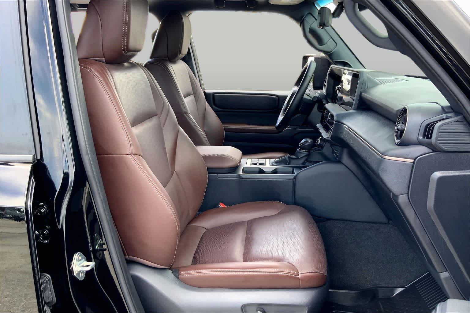 2025 Toyota Land Cruiser - 8