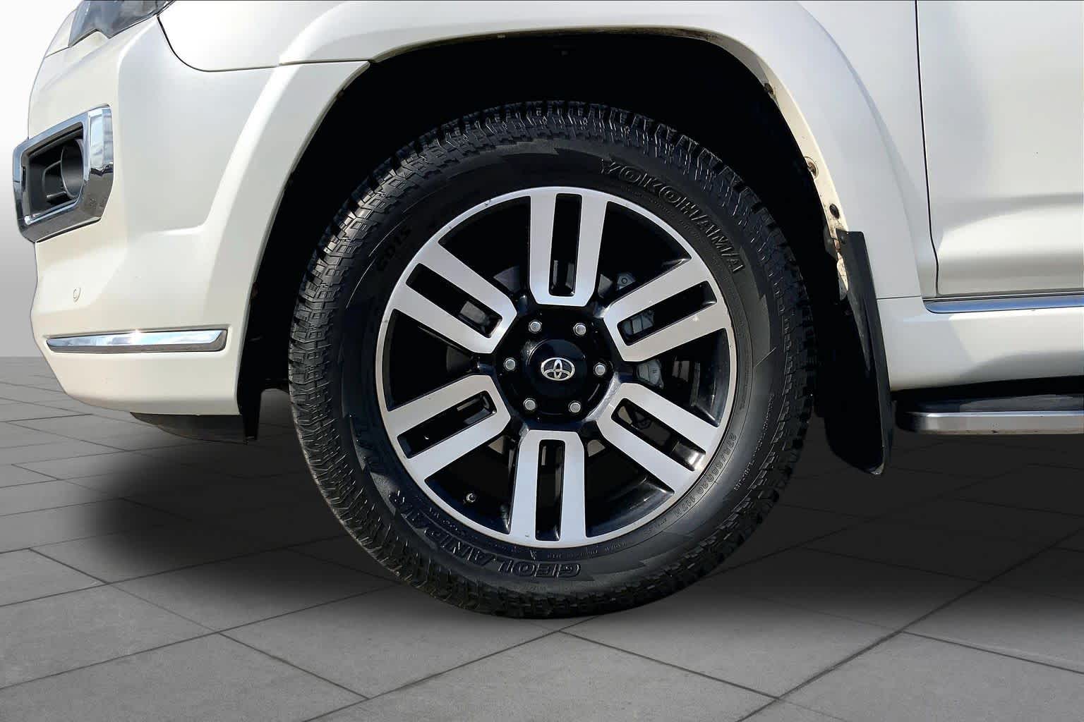 2018 Toyota 4Runner Limited Blizzard Pearl at Beck & Masten Kia