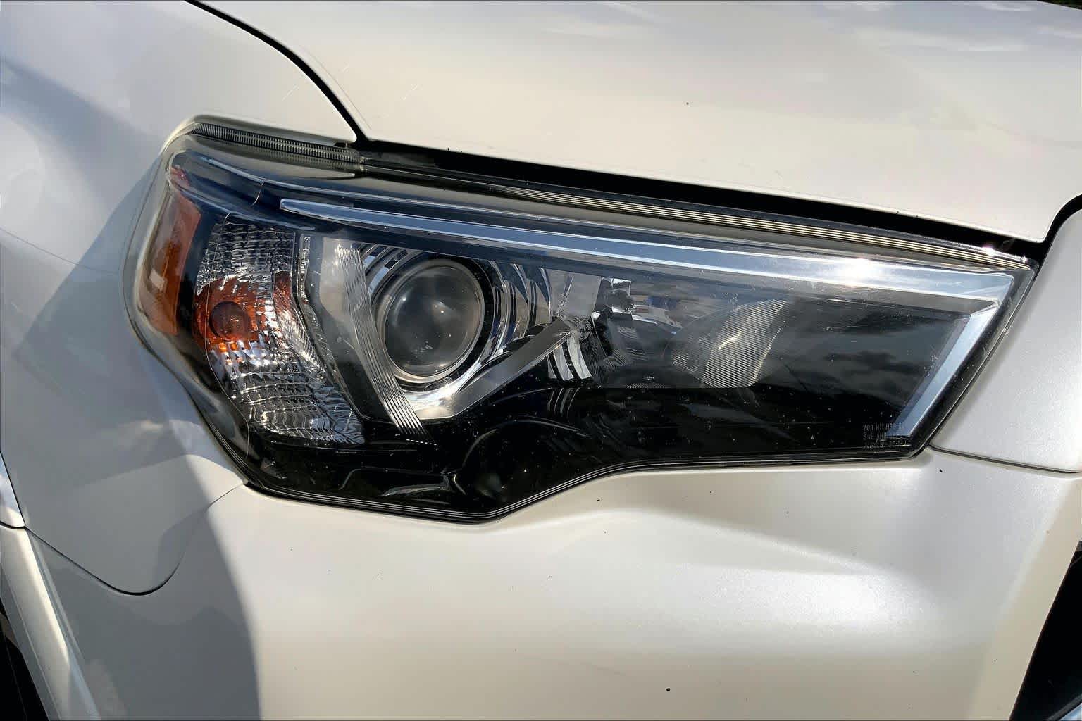2018 Toyota 4Runner Limited Blizzard Pearl at Beck & Masten Kia