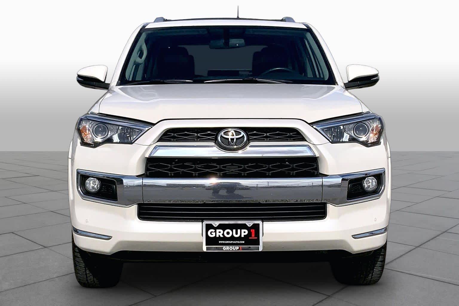 2018 Toyota 4Runner Limited Blizzard Pearl at Beck & Masten Kia