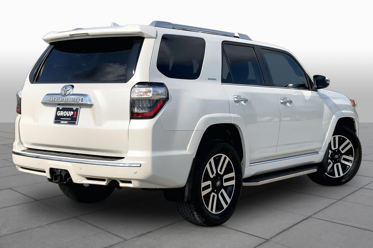 2018 Toyota 4Runner Limited Blizzard Pearl at Beck & Masten Kia
