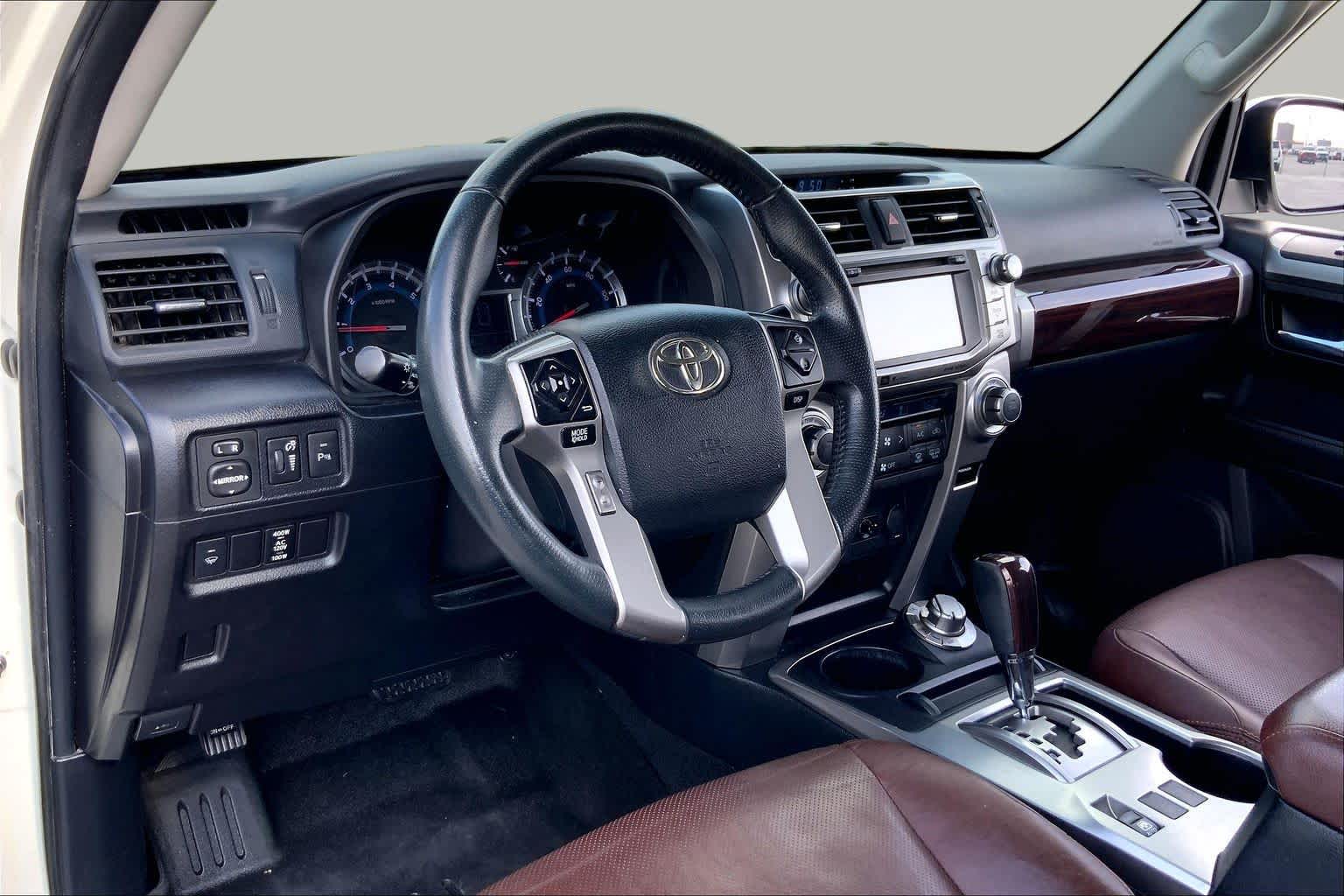 2018 Toyota 4Runner Limited Blizzard Pearl at Beck & Masten Kia