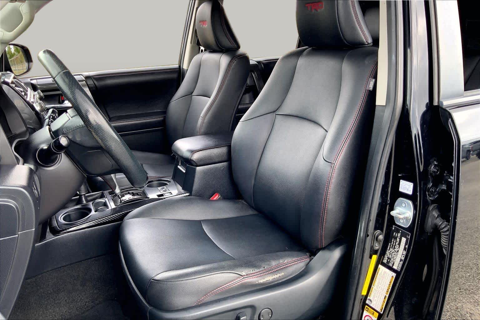 2019 Toyota 4Runner photo 8 of 35