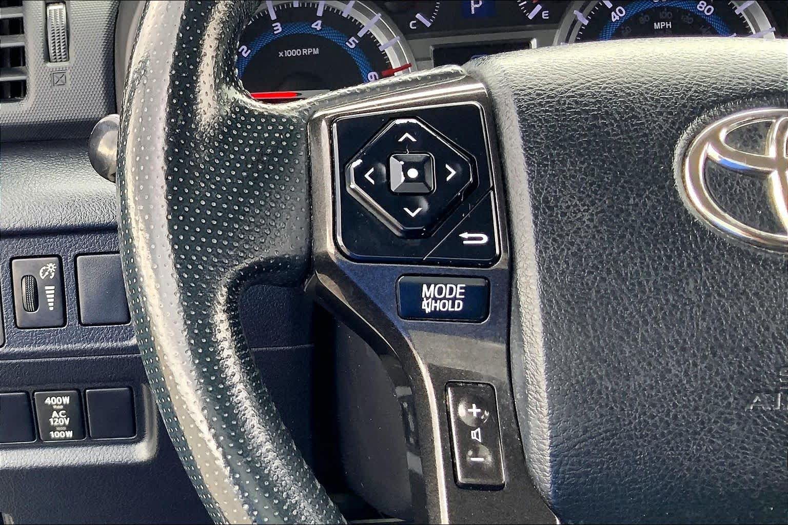 2019 Toyota 4Runner photo 23 of 35