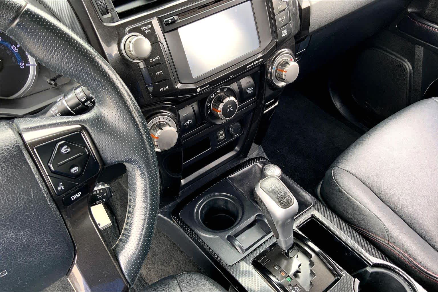 2019 Toyota 4Runner photo 16 of 35