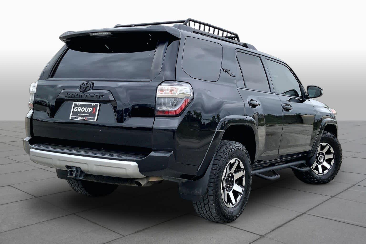 2019 Toyota 4Runner photo 13 of 35