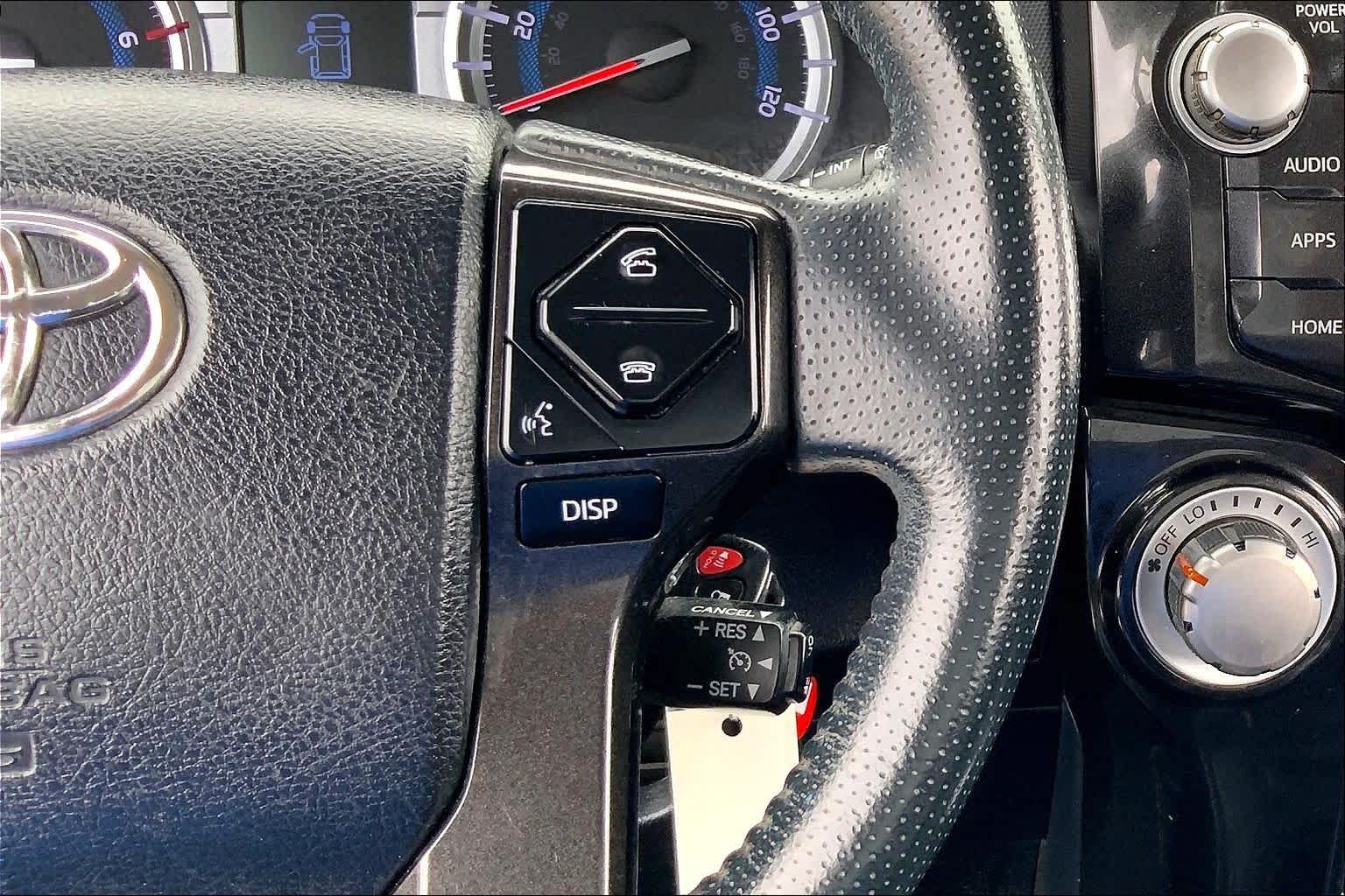 2019 Toyota 4Runner photo 24 of 35