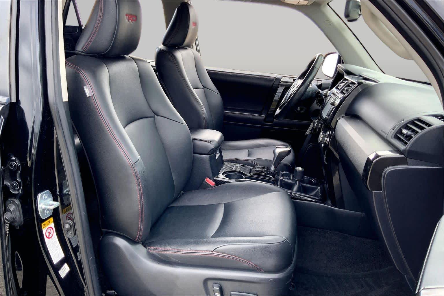 2019 Toyota 4Runner photo 9 of 35