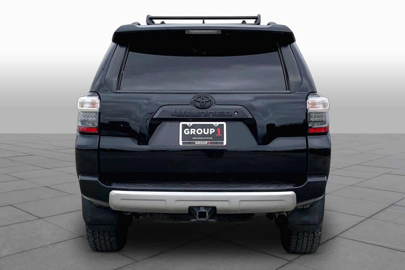 2019 Toyota 4Runner photo 5 of 35