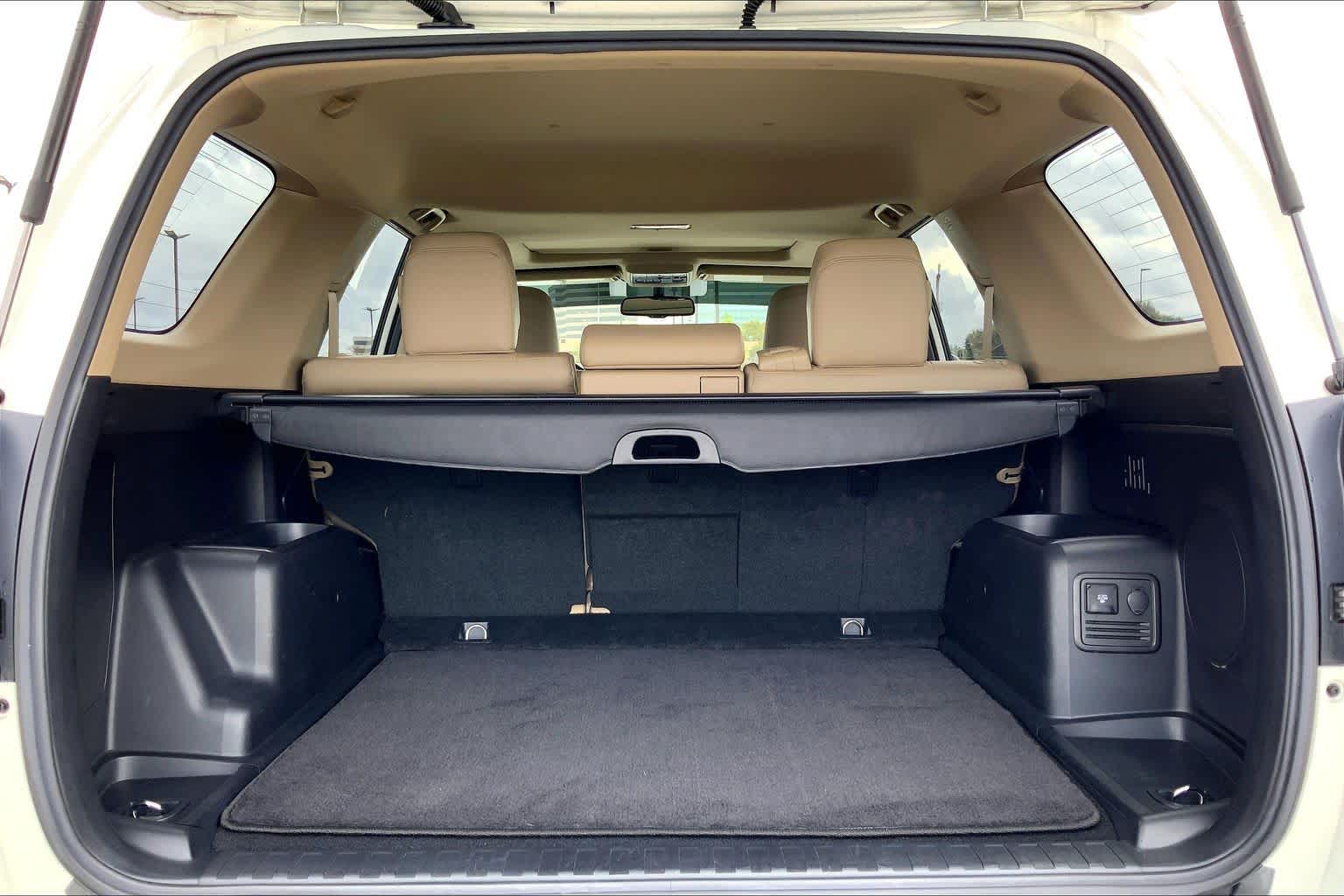 2018 Toyota 4Runner photo 34 of 36