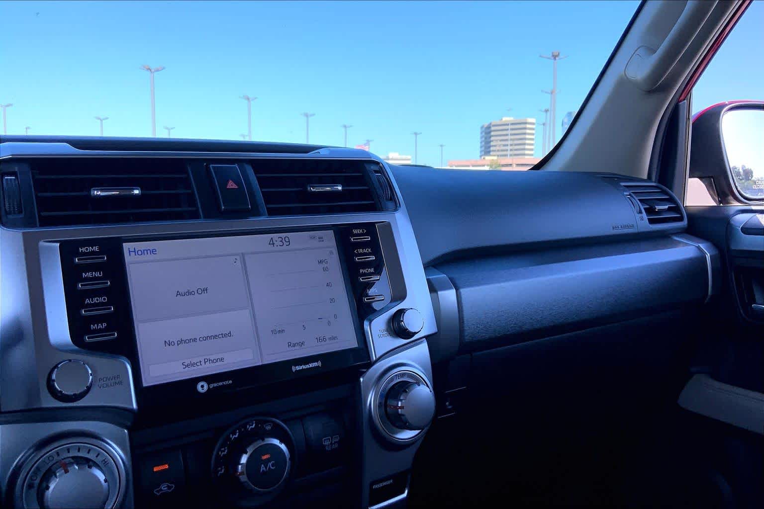 2021 Toyota 4Runner photo 35 of 36