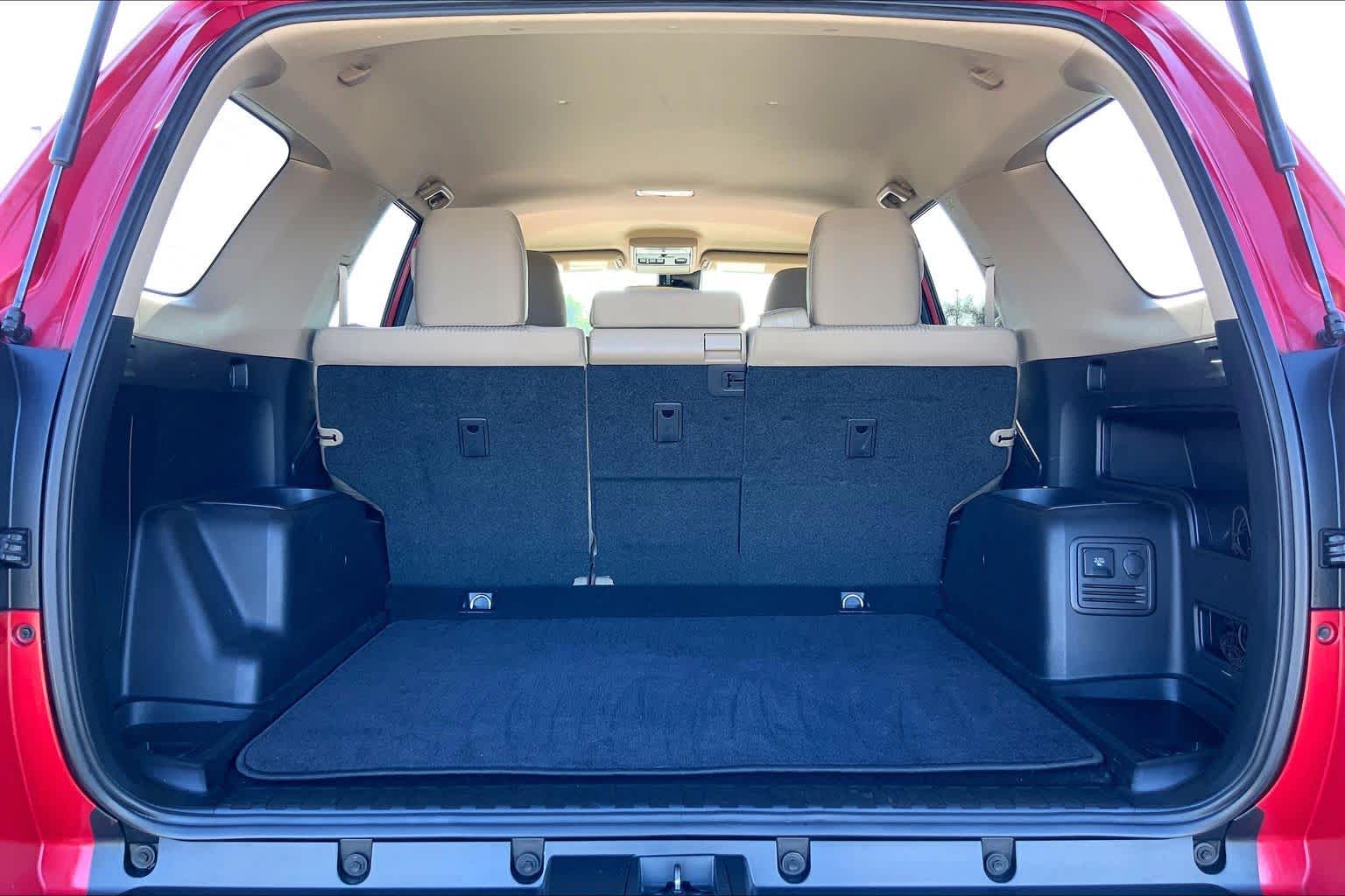 2021 Toyota 4Runner photo 34 of 36