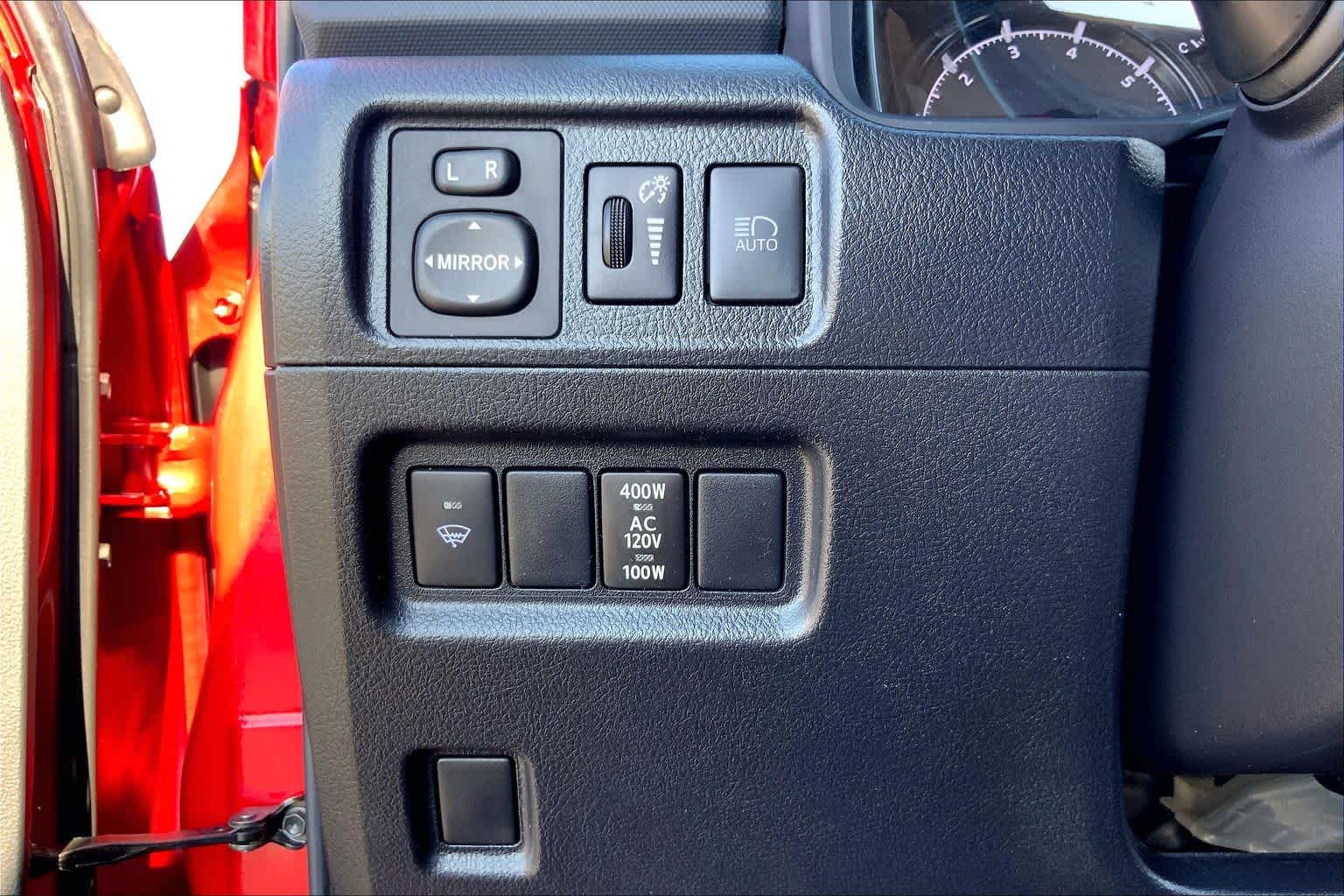 2021 Toyota 4Runner photo 33 of 36