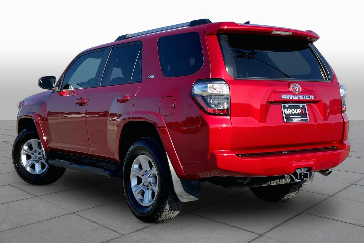 2021 Toyota 4Runner photo 12 of 36