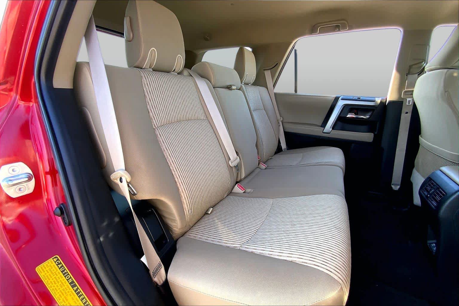 2021 Toyota 4Runner photo 19 of 36