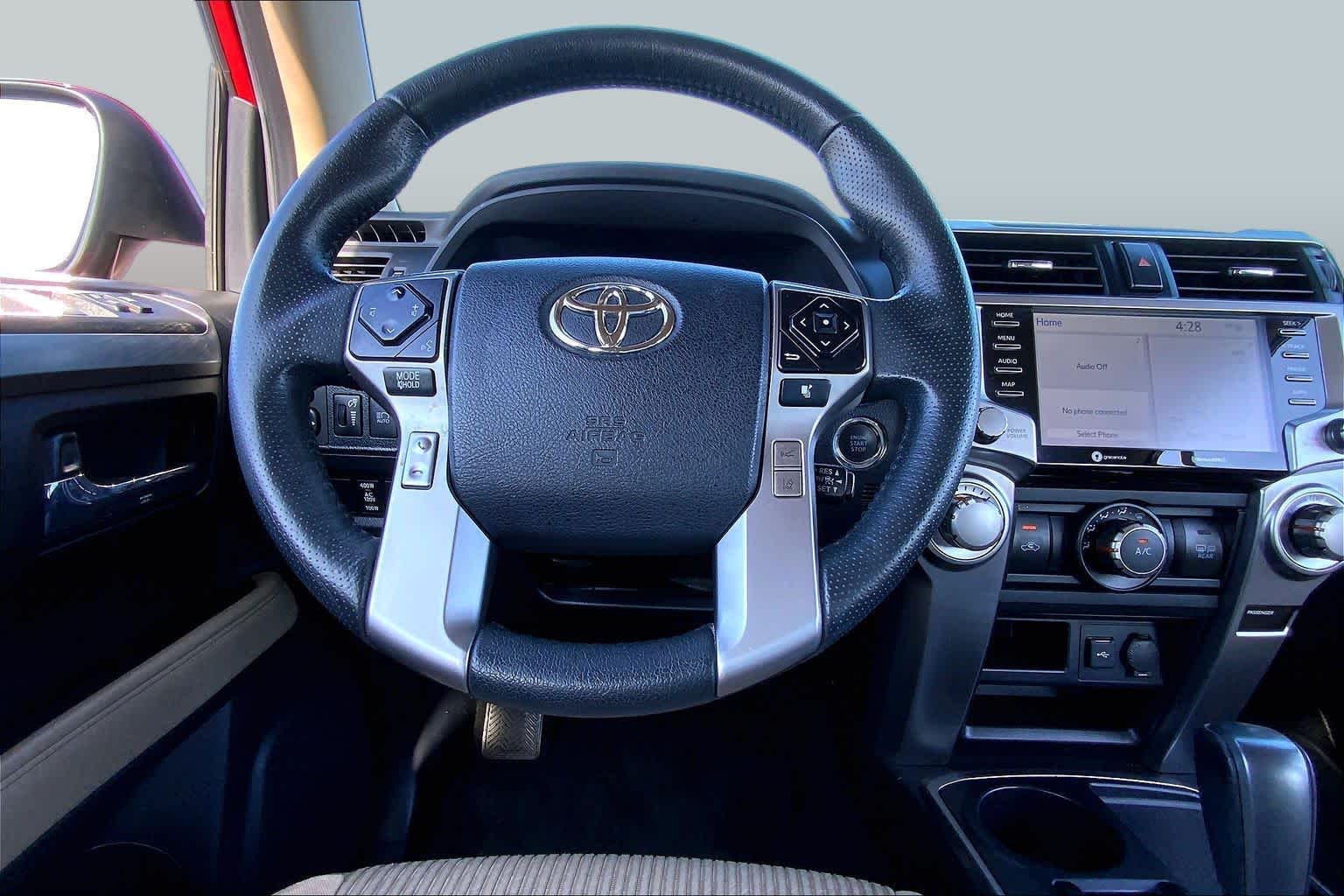 2021 Toyota 4Runner photo 6 of 36