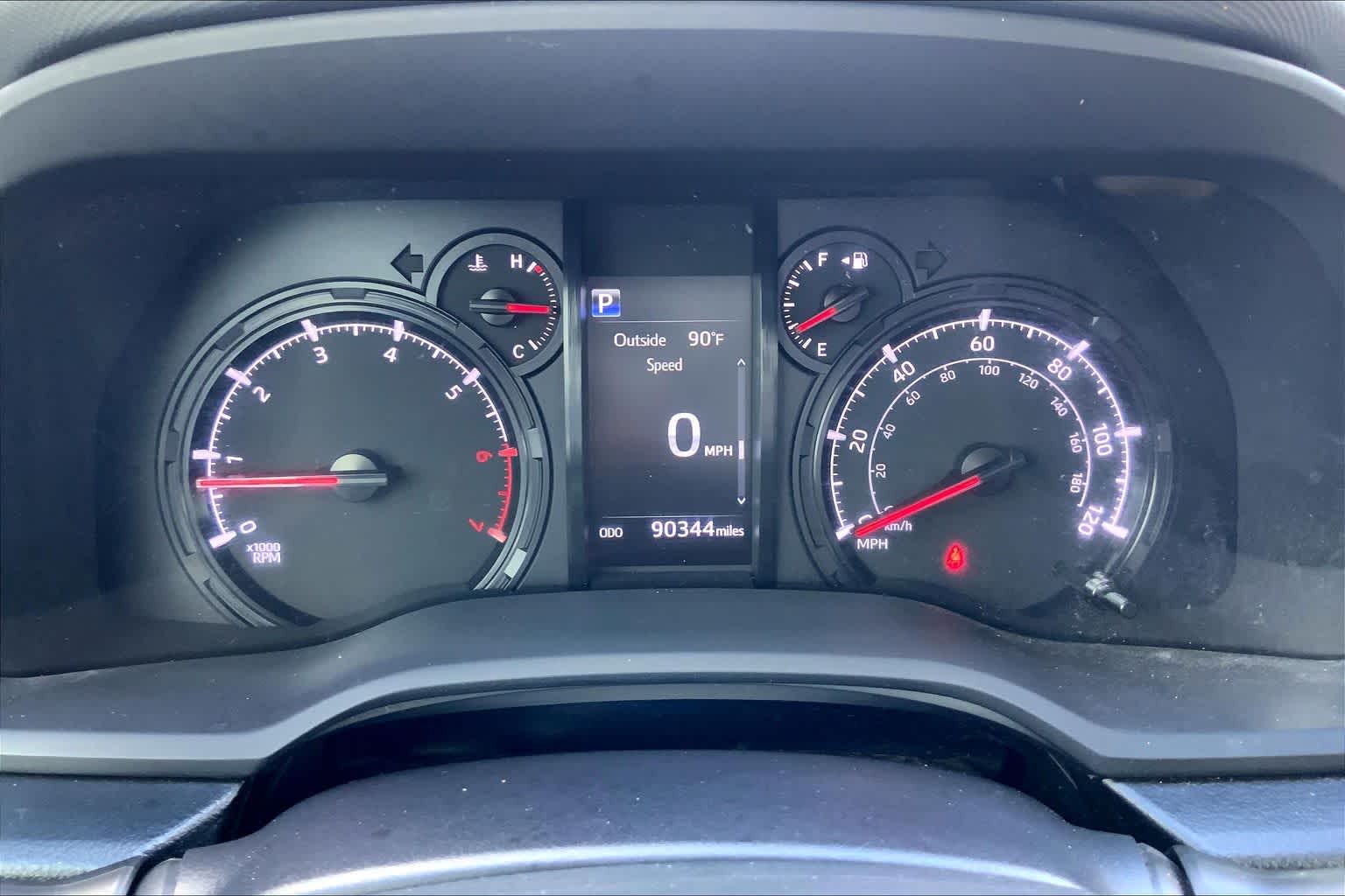 2021 Toyota 4Runner photo 26 of 34