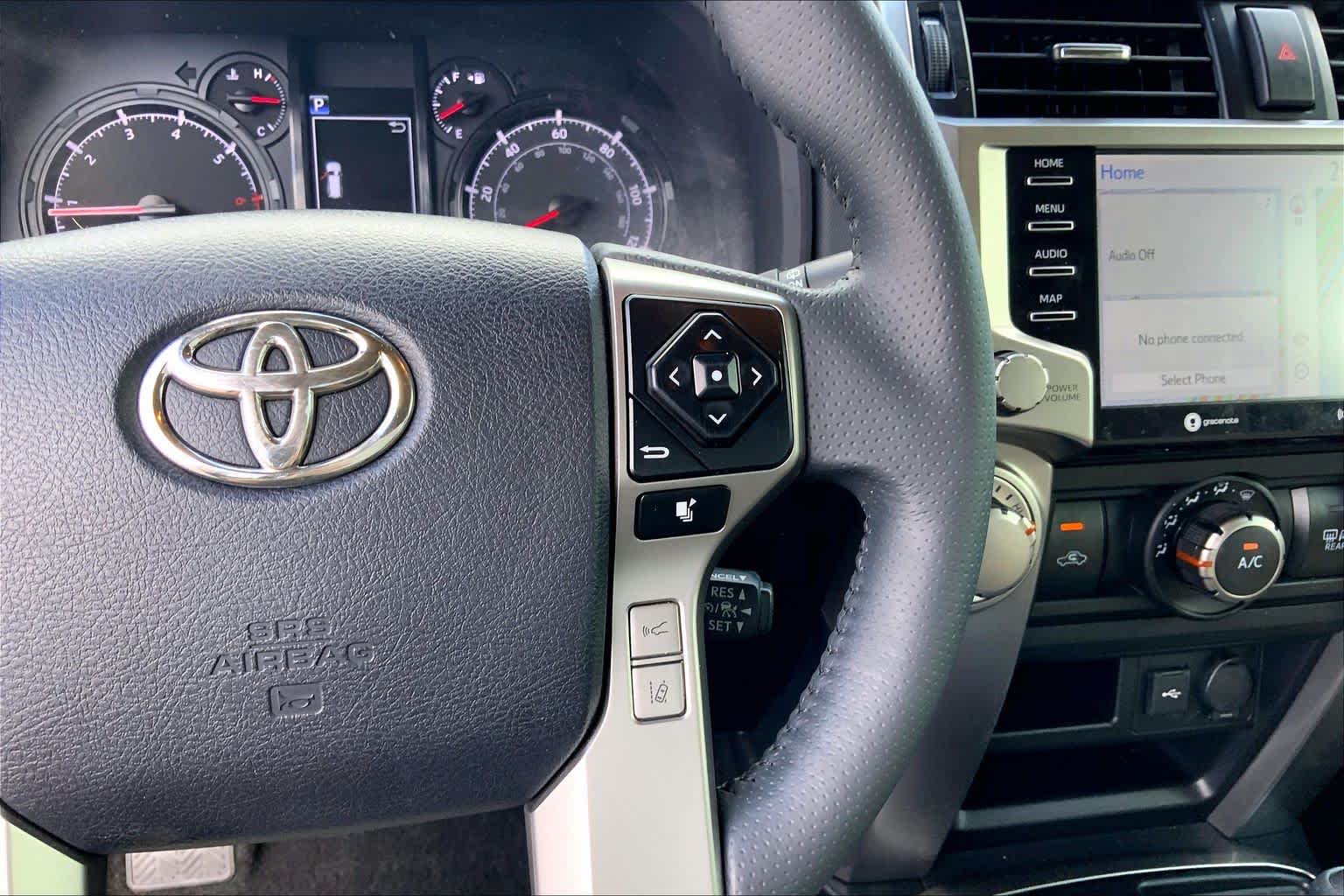 2021 Toyota 4Runner photo 25 of 34