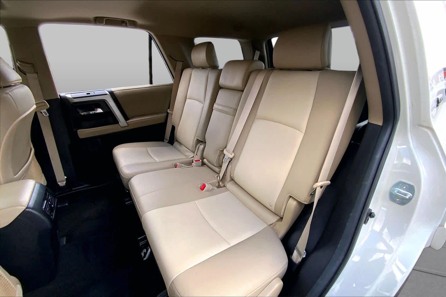 2021 Toyota 4Runner photo 21 of 34