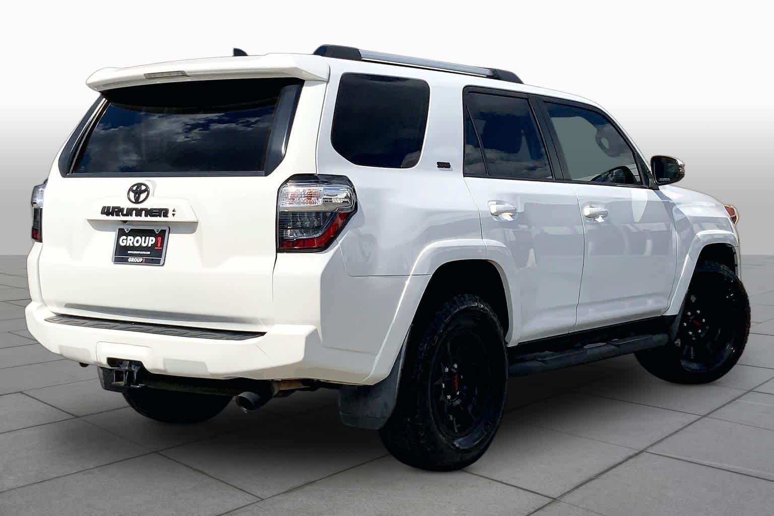 2021 Toyota 4Runner photo 13 of 34
