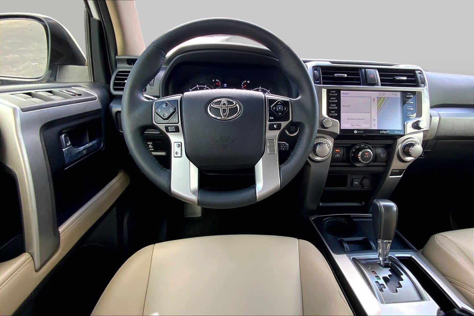 2021 Toyota 4Runner photo 6 of 34