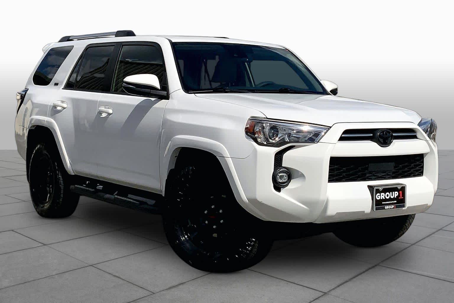 2021 Toyota 4Runner photo 3 of 34