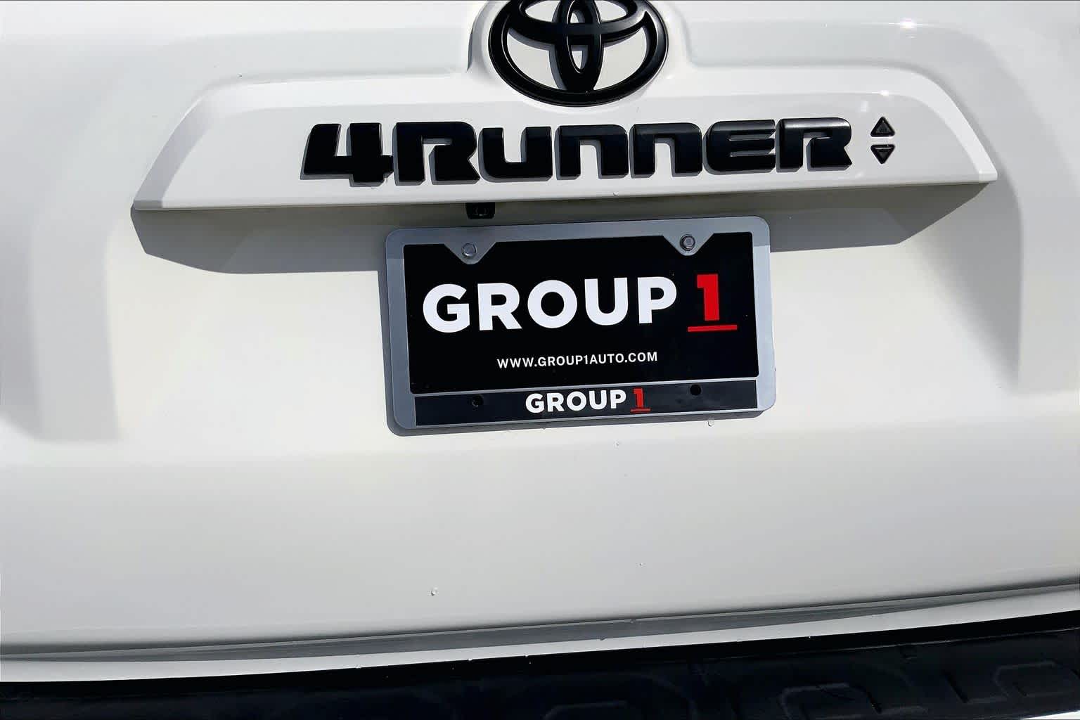 2021 Toyota 4Runner photo 10 of 36