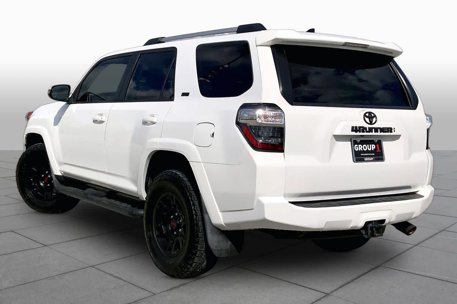2021 Toyota 4Runner photo 12 of 36