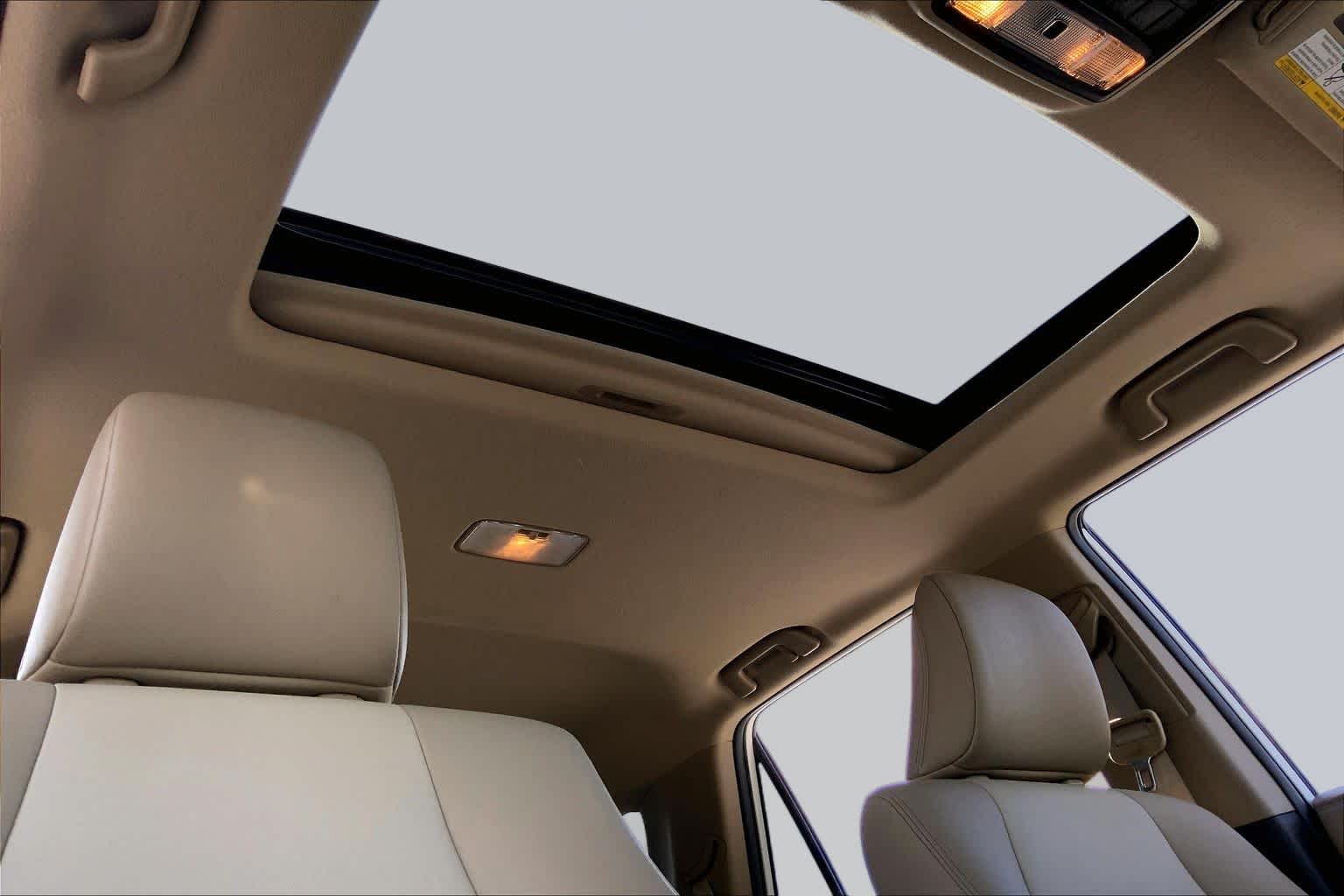 2021 Toyota 4Runner photo 14 of 36