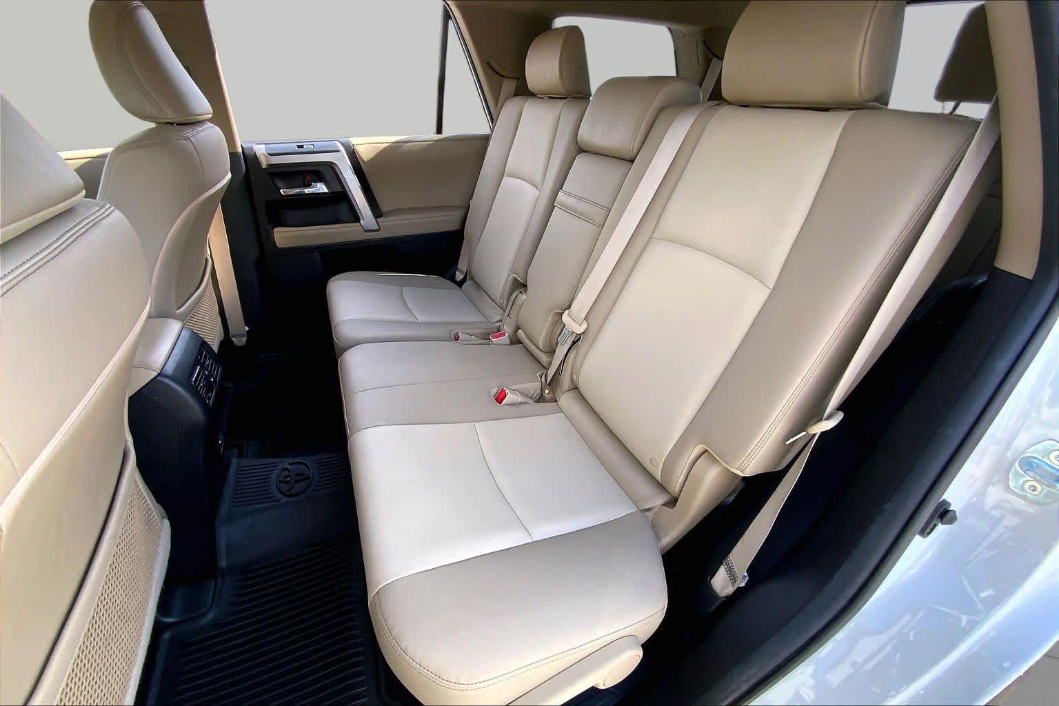 2021 Toyota 4Runner photo 20 of 36