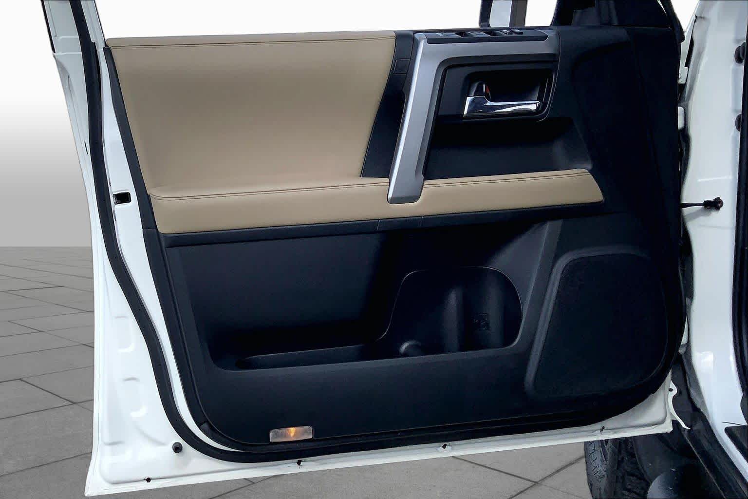 2021 Toyota 4Runner photo 21 of 36