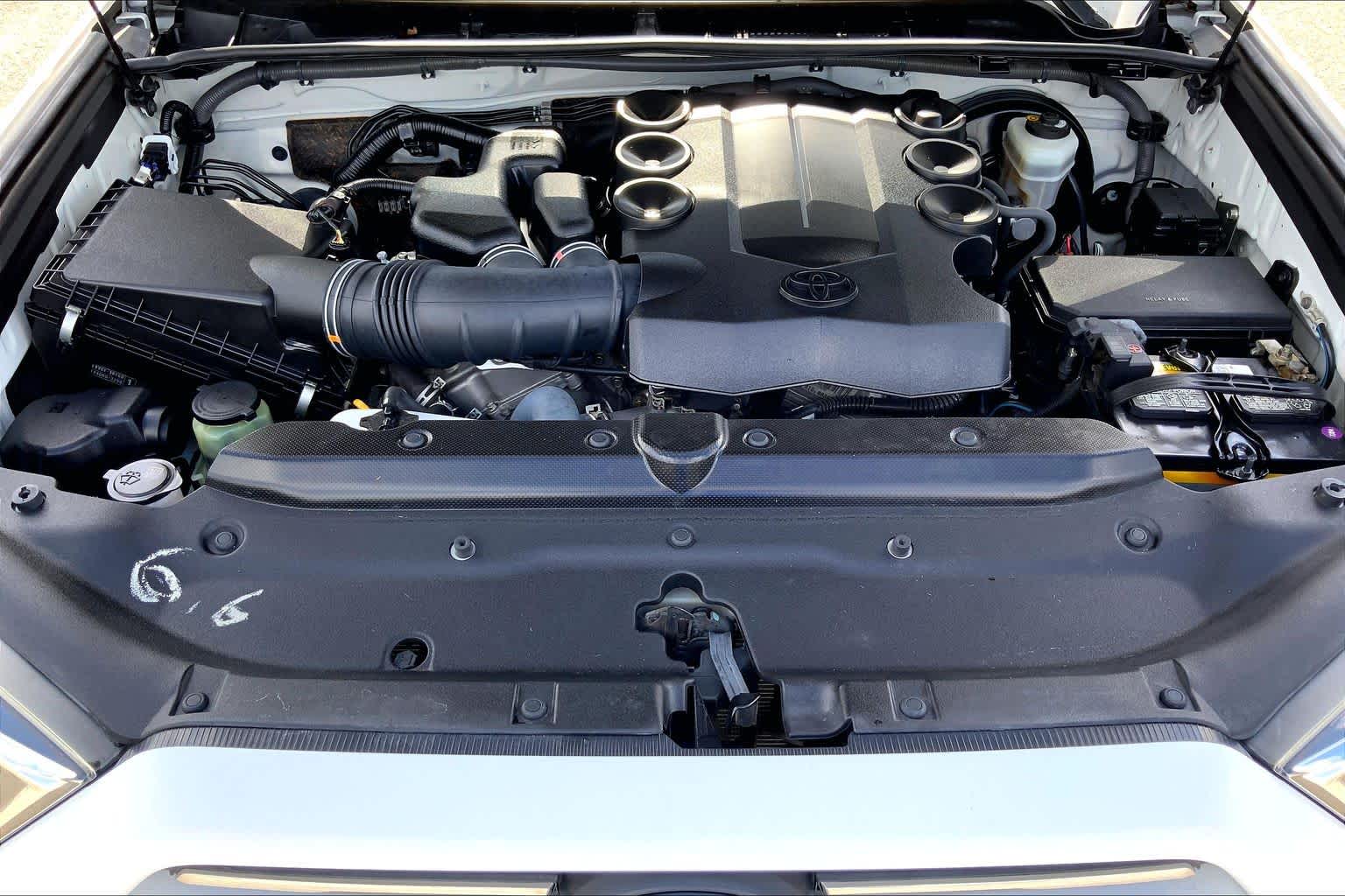 2021 Toyota 4Runner photo 31 of 36
