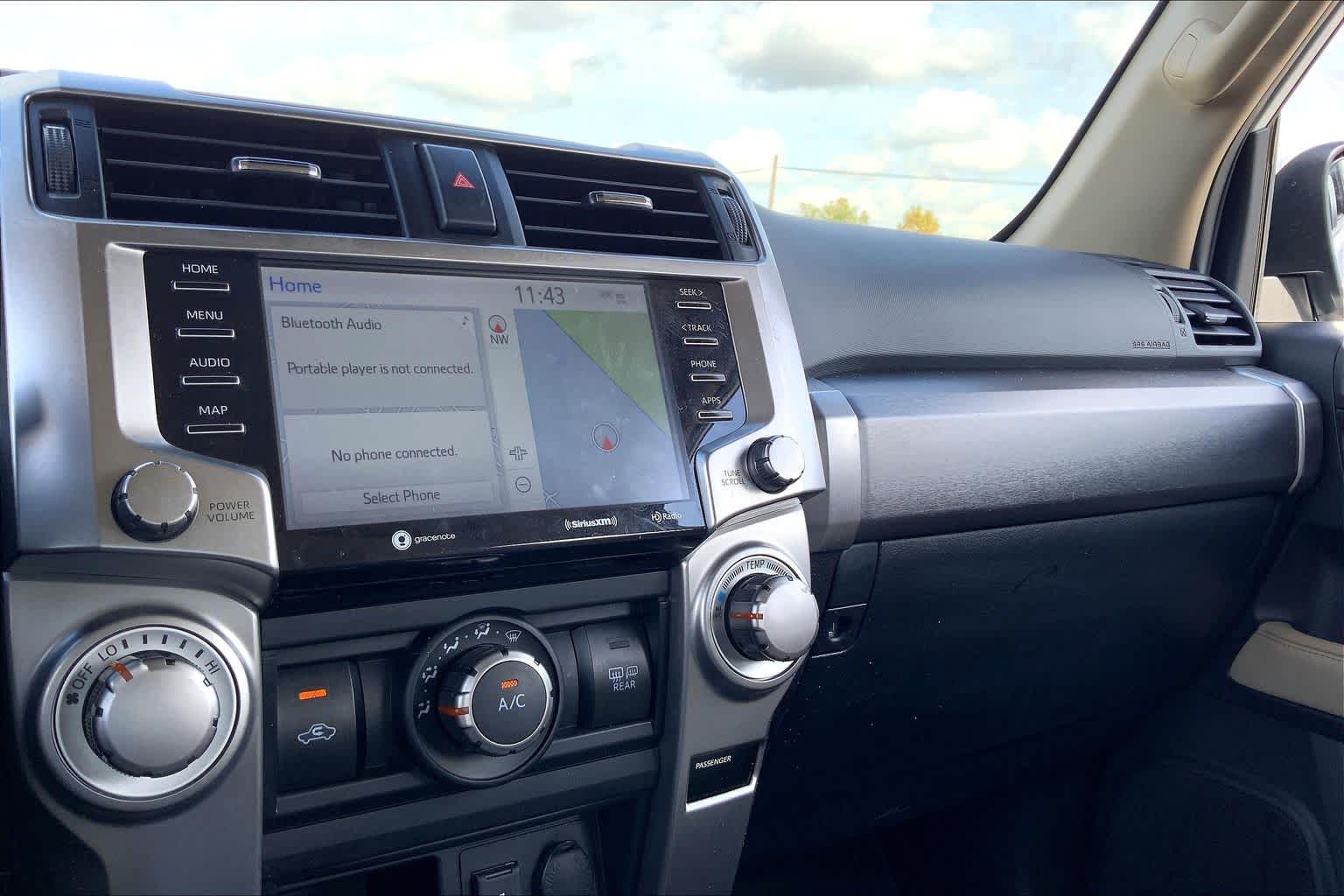 2021 Toyota 4Runner photo 35 of 36