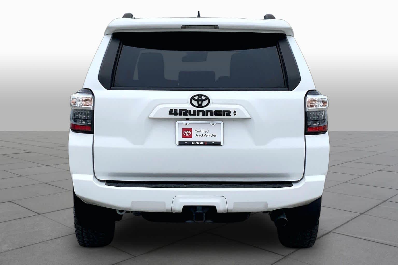2023 Toyota 4Runner SR5 Premium - 4