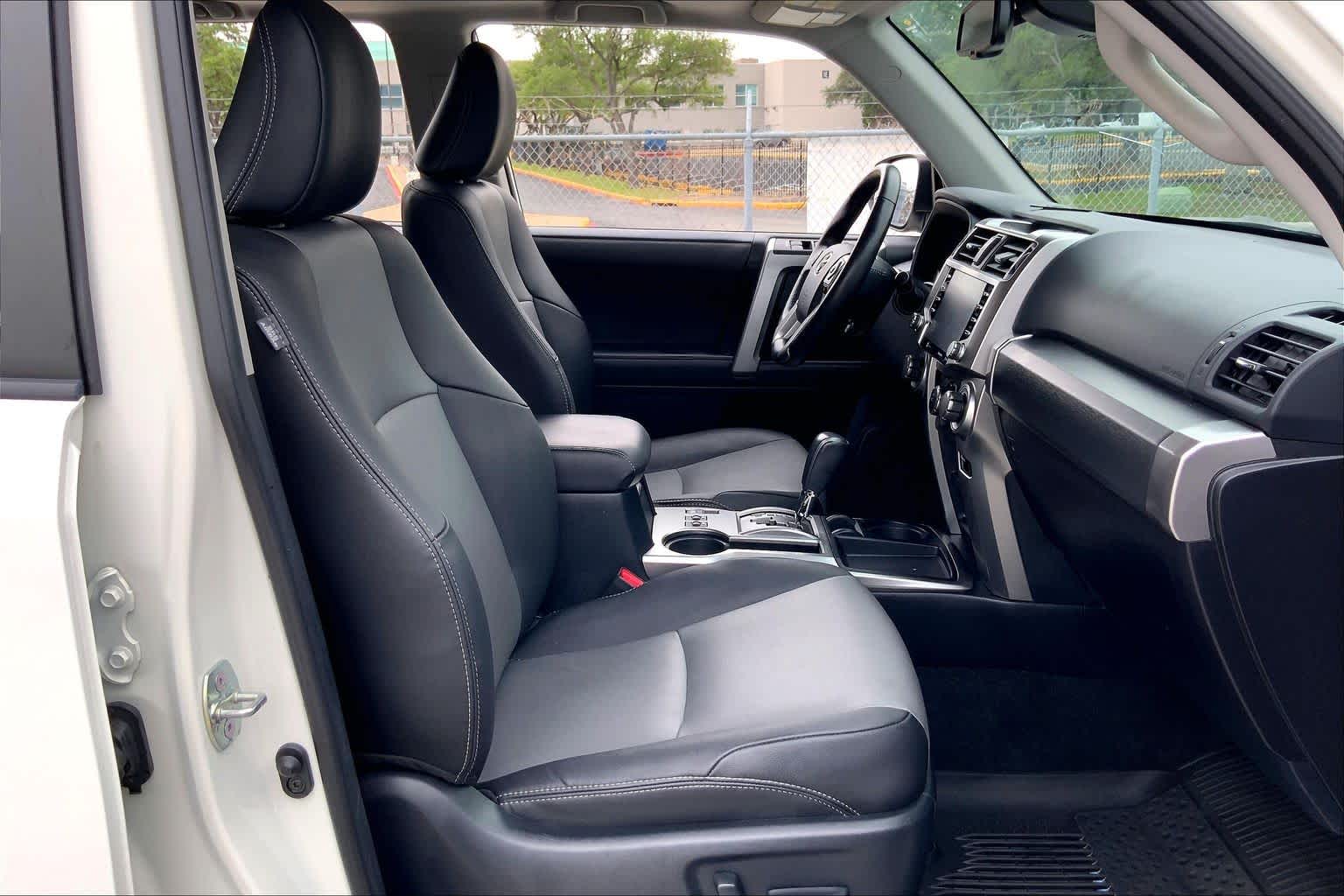 2023 Toyota 4Runner SR5 Premium - 8