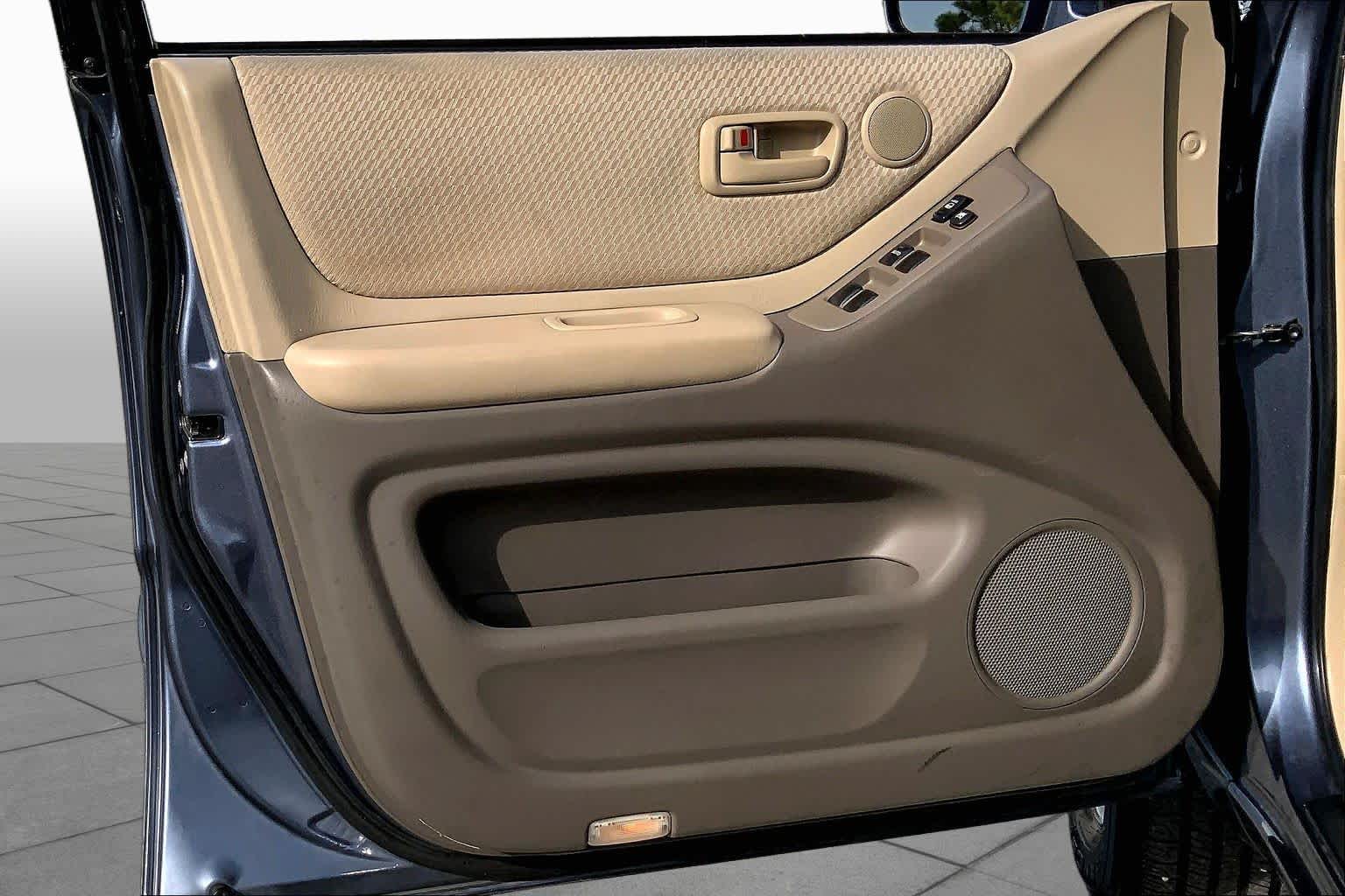 2006 Toyota Highlander  Bluestone Metallic at Mac Haik Ford