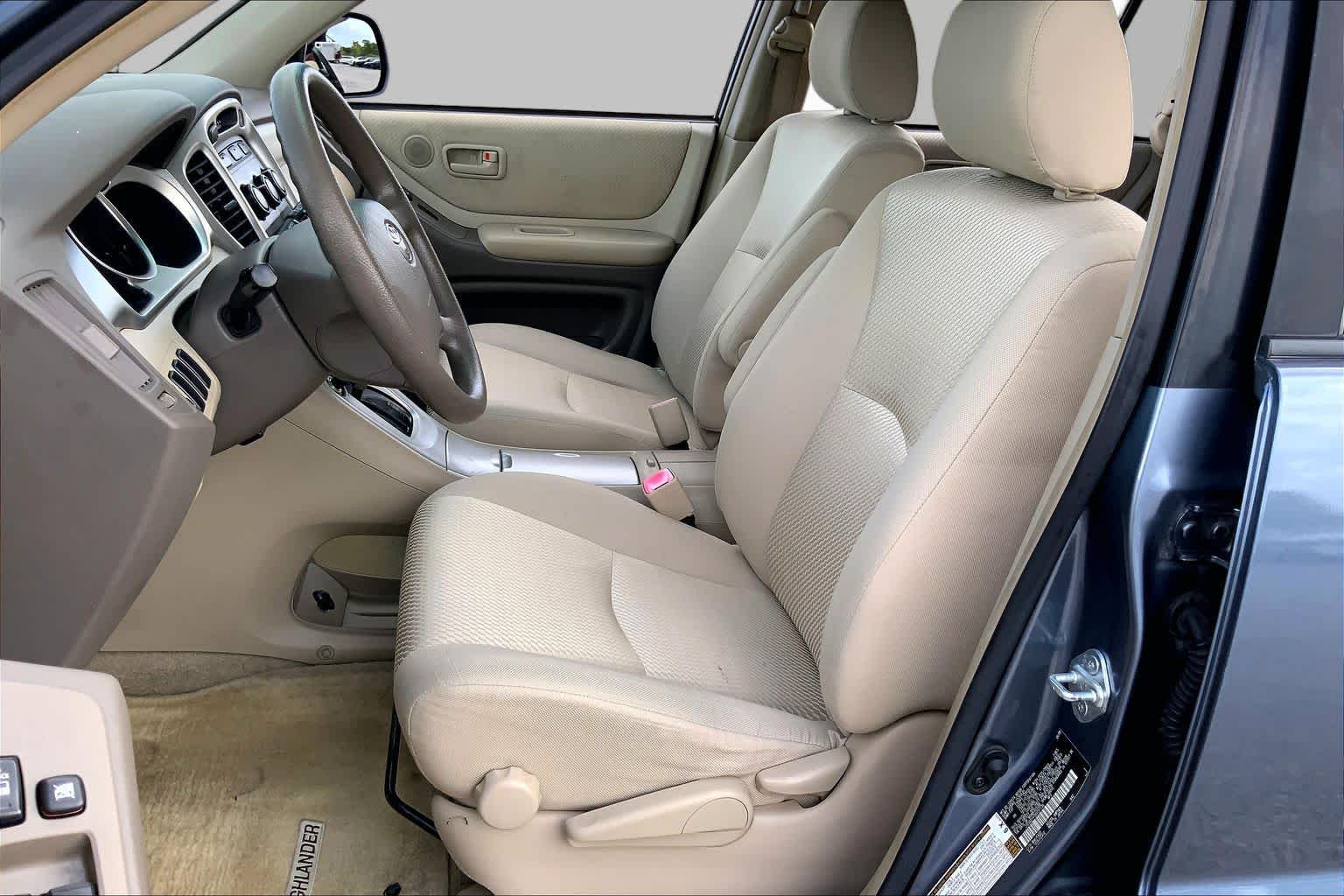 2006 Toyota Highlander  Bluestone Metallic at Mac Haik Ford