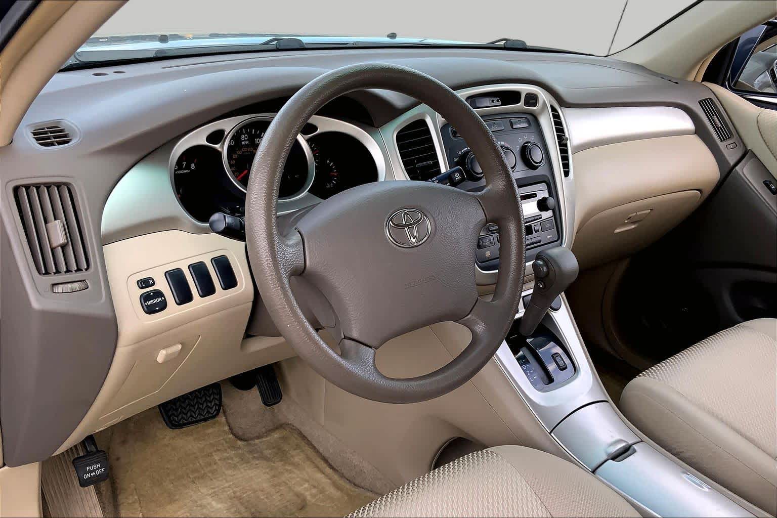 2006 Toyota Highlander  Bluestone Metallic at Mac Haik Ford