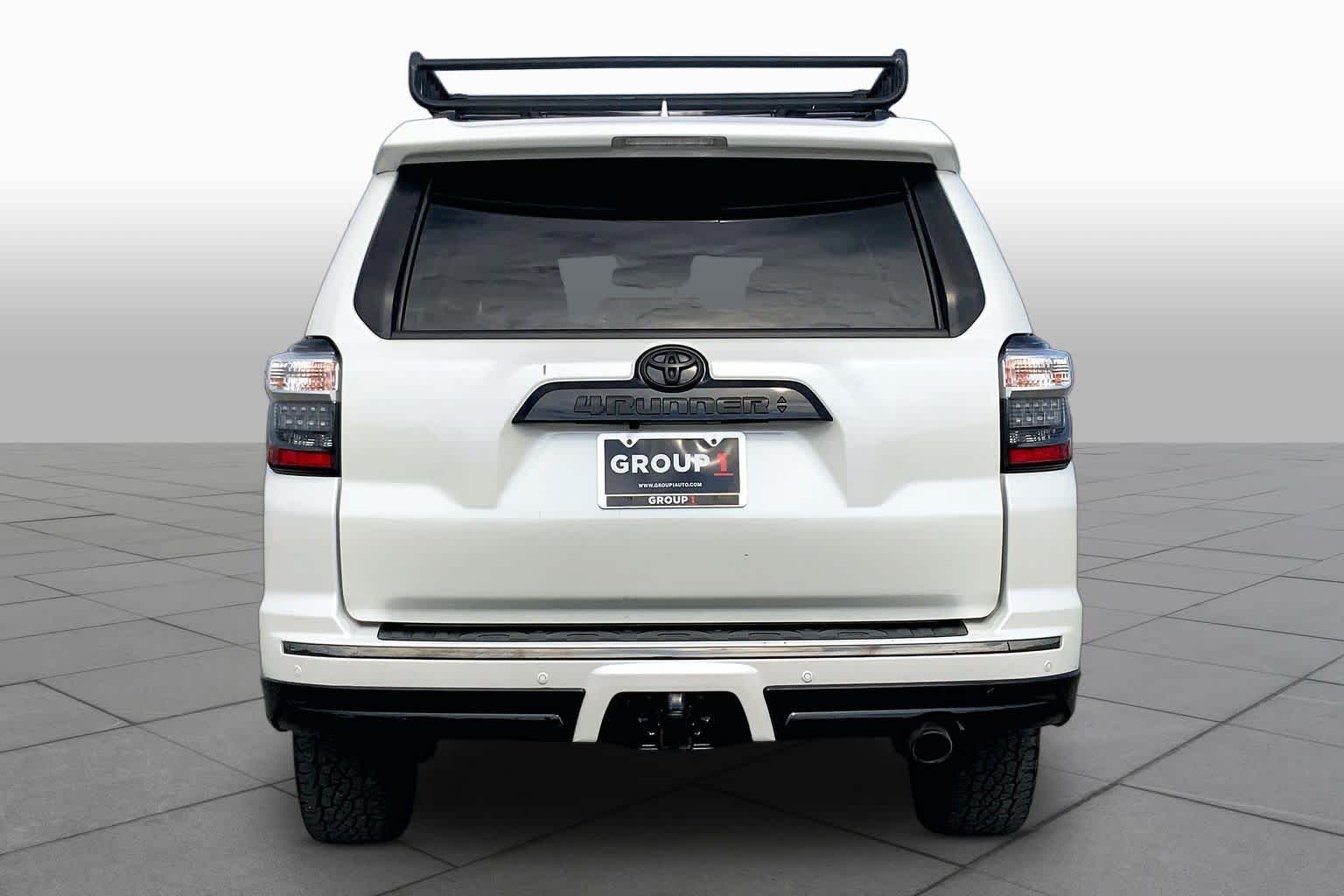 2021 Toyota 4Runner photo 5 of 36