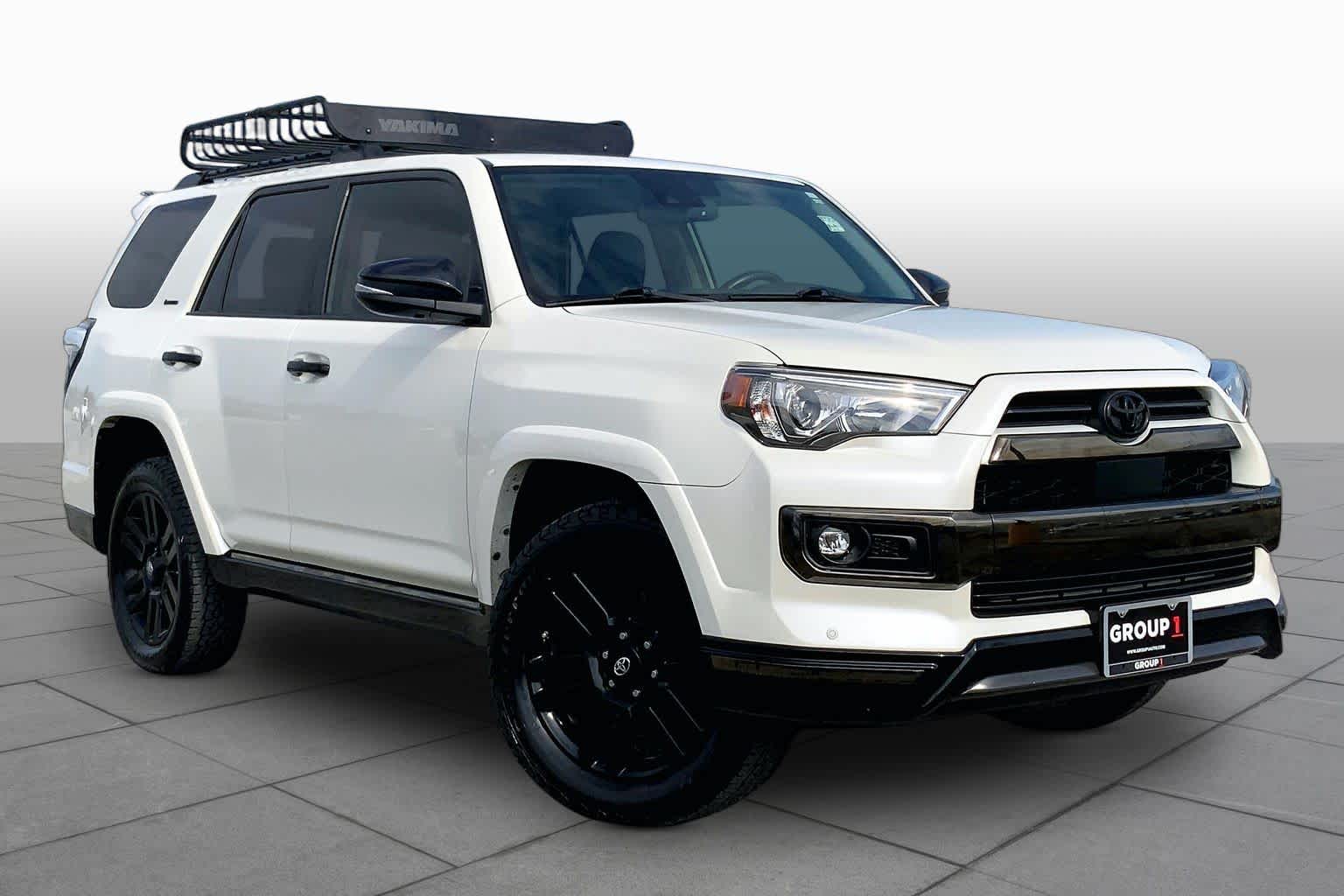 2021 Toyota 4Runner photo 3 of 36