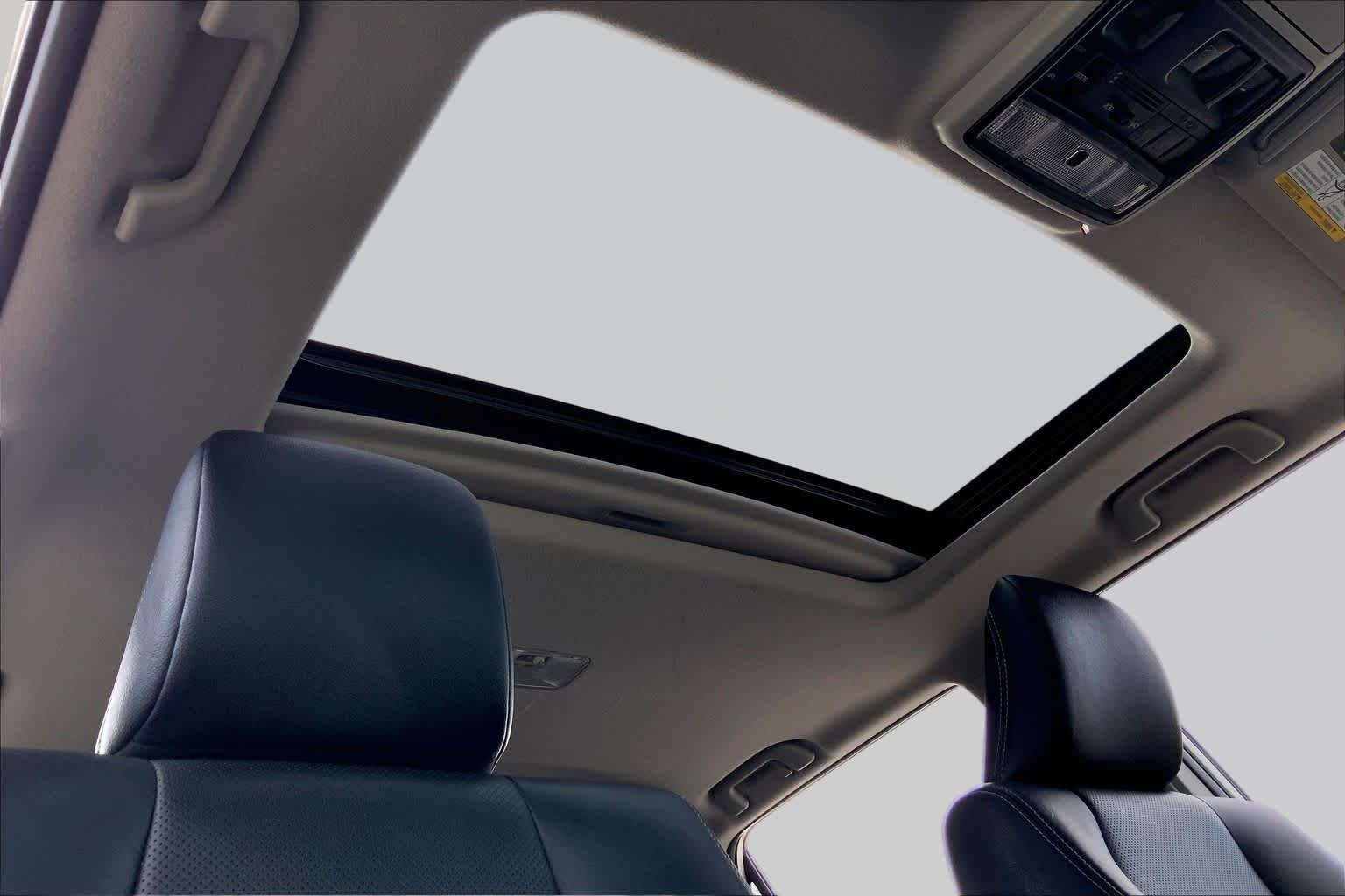 2021 Toyota 4Runner photo 14 of 36